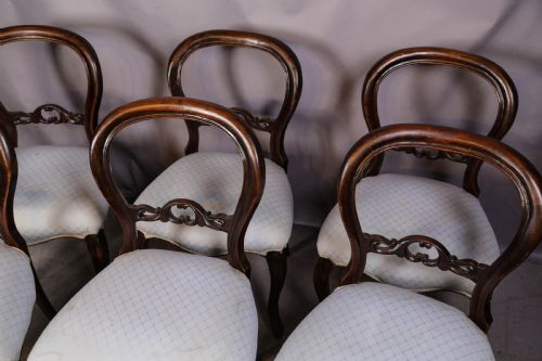 A SET OF 6 VICTORIAN BALLOON BACK DINING CHAIRS - ADDITIONAL PHOTO 2
