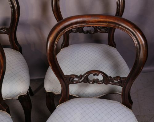 A SET OF 6 VICTORIAN BALLOON BACK DINING CHAIRS - ADDITIONAL PHOTO 7