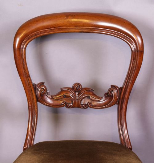 A GOOD SET OF 4 VICTORIAN BALLOON BACK DINING CHAIRS - ADDITIONAL PHOTO 7