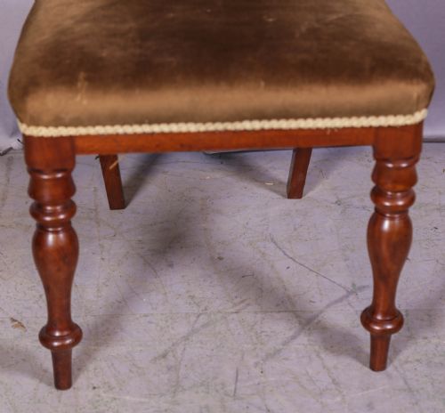 A GOOD SET OF 4 VICTORIAN BALLOON BACK DINING CHAIRS - ADDITIONAL PHOTO 8