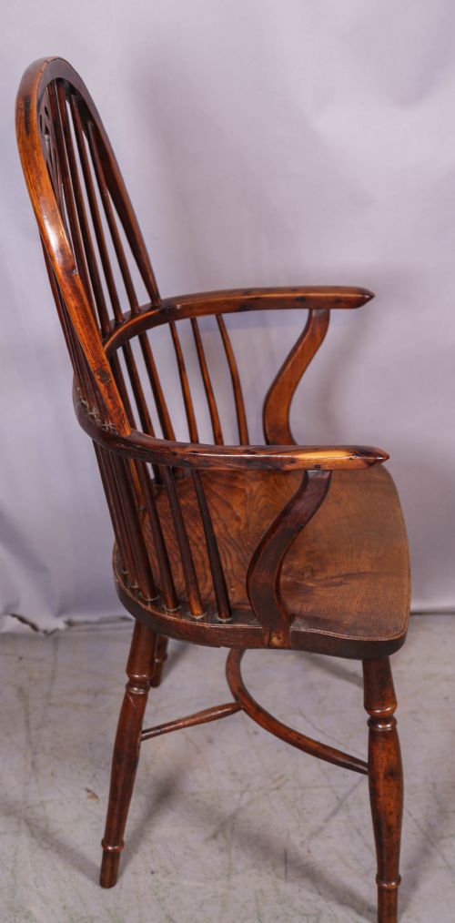 A YEW WOOD WINDSOR CHAIR WILLIAM WHEATLAND - ADDITIONAL PHOTO 1