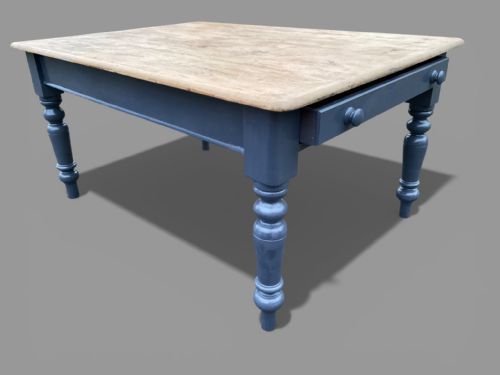 victorian pine kitchen table - CATEGORY: ANTIQUE TABLES - DATED VICTORIAN