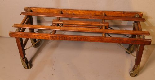 A LUGAGE STAND BEATTY BROS FERGUS CANADA - ADDITIONAL PHOTO 3