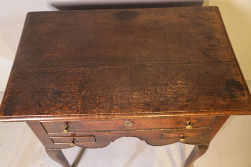A GOOD EARLY 18TH CENTURY LOW BOY IN OAK UNTOUCHED VERY ORIGINAL - ADDITIONAL PHOTO 4