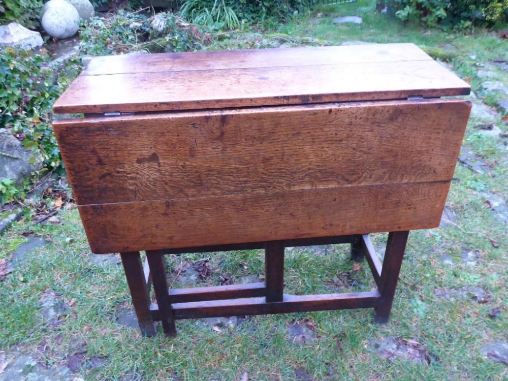 Superb and Rare single sided Gate Leg Table Antique