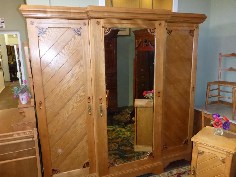 Quality Aesthetic Movement 7 Piece Bedroom Suite in Ash