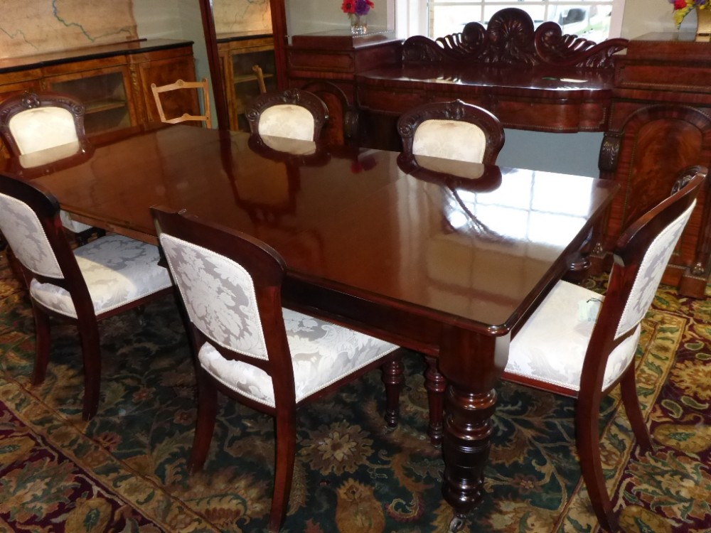 Victorian Mahogany Extending Dining Table