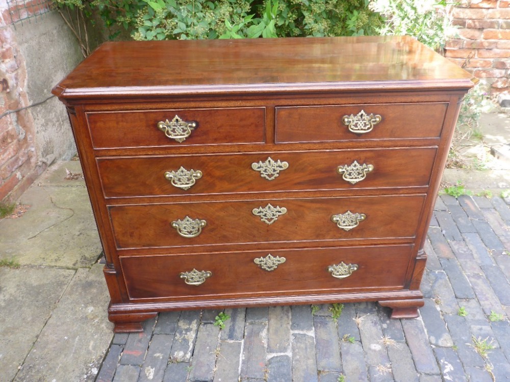 Antique George III Mahogany Chest of Drawers