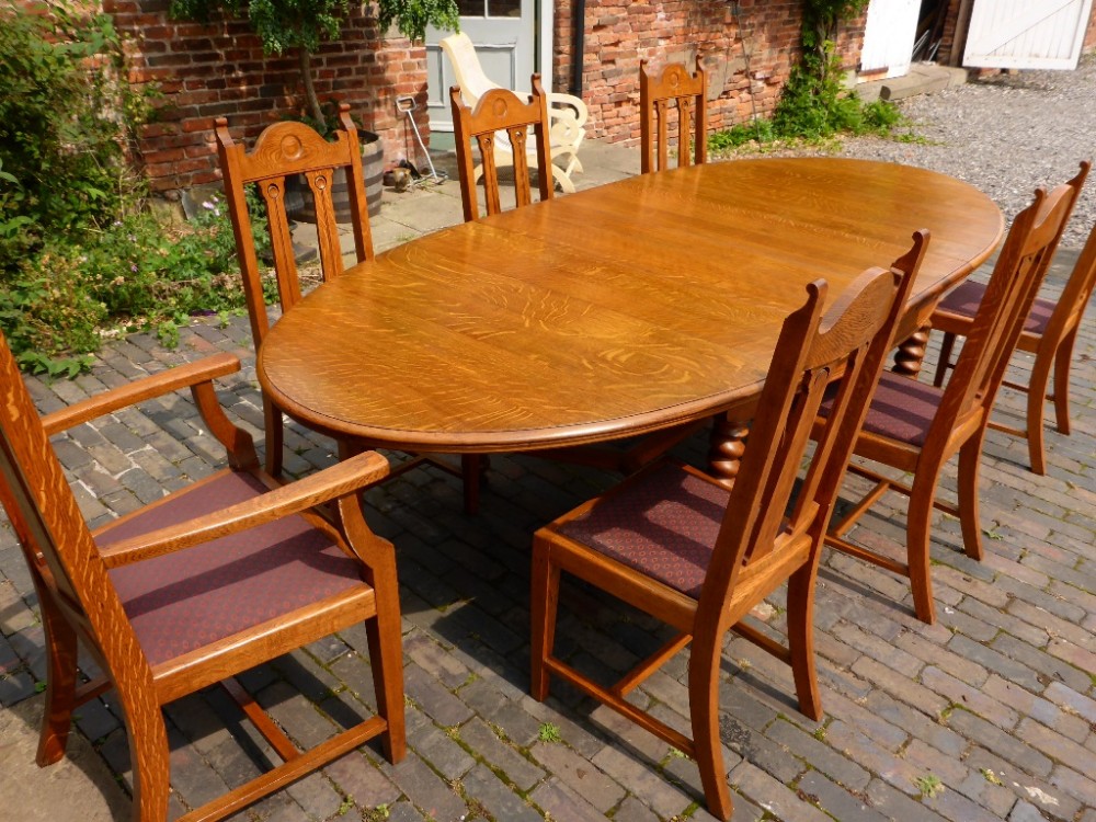 Arts and Crafts Dining Room Suite in Oak