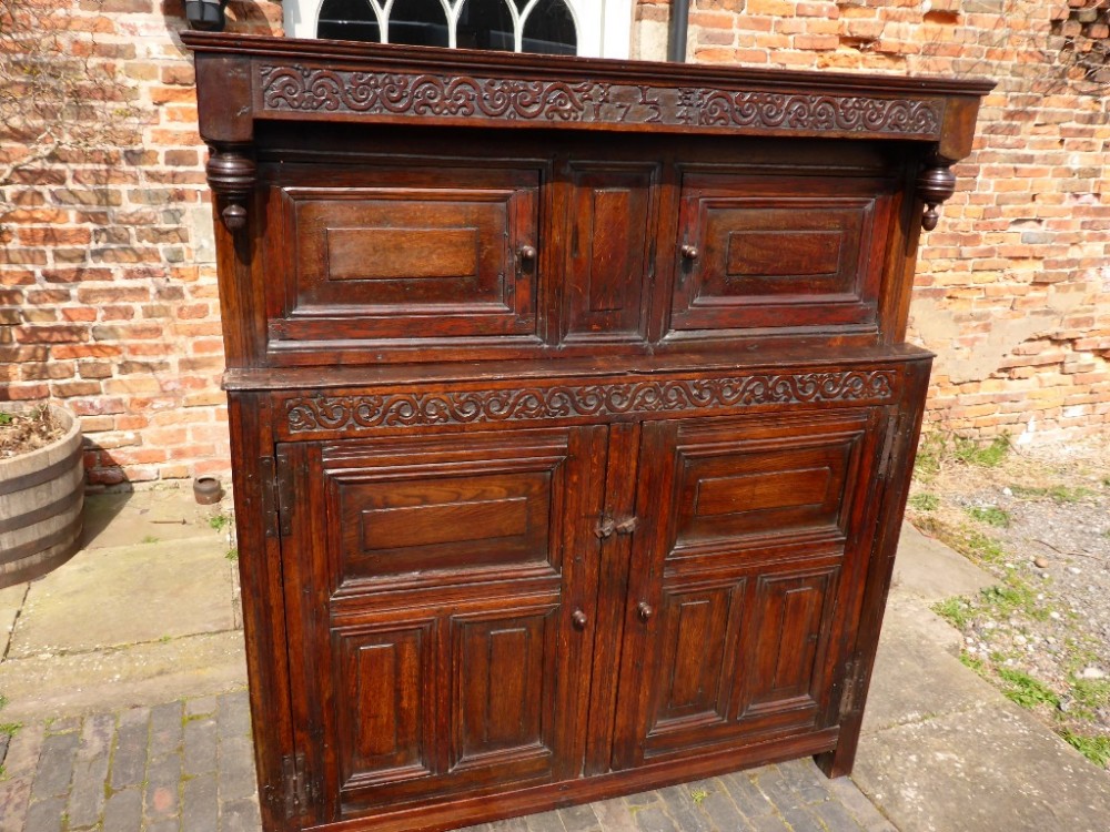 Early Oak Cupboard dated 1724