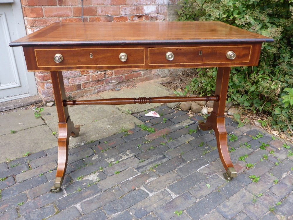 Superb Regency Period Centre Table with Drawers