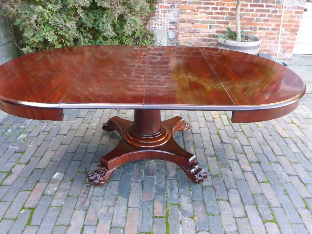 William IV Mahogany Extending Dining Table