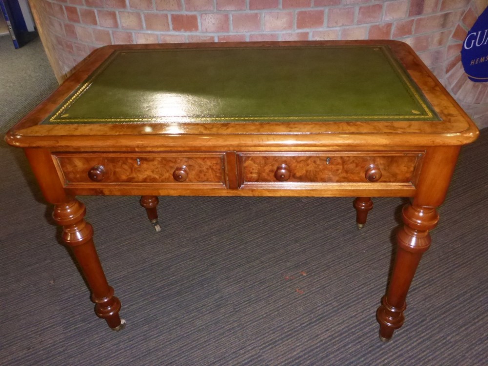 Quality Victorian Burr Walnut Library Table