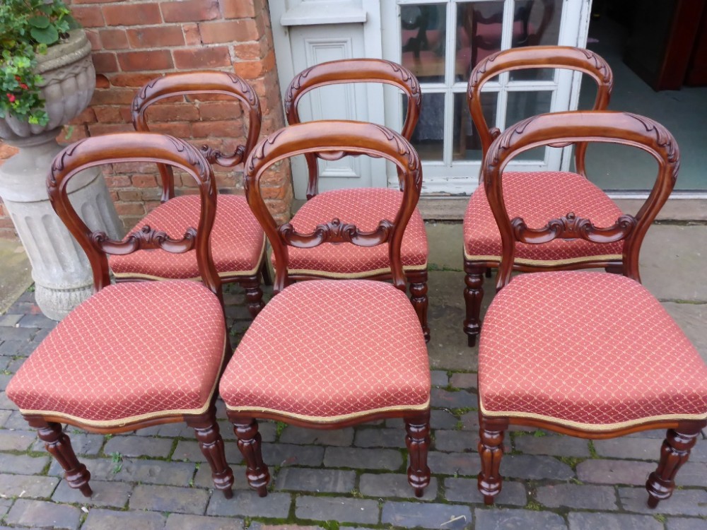 Good Set of 6 Victorian Balloon Back Dining Chairs