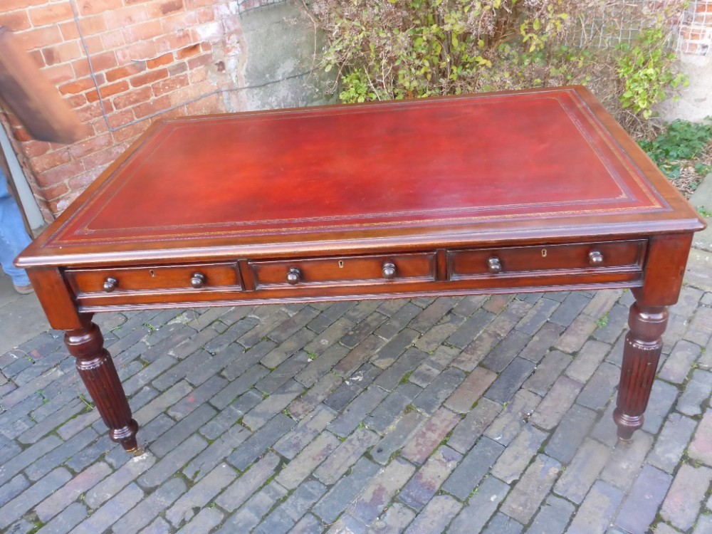 Good Six Drawer Victorian Library Table Mahogany