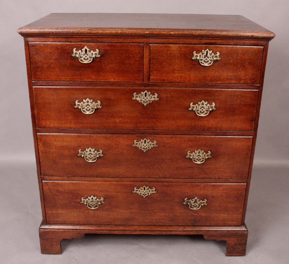 Georgian Oak Chest of Drawers original Handles