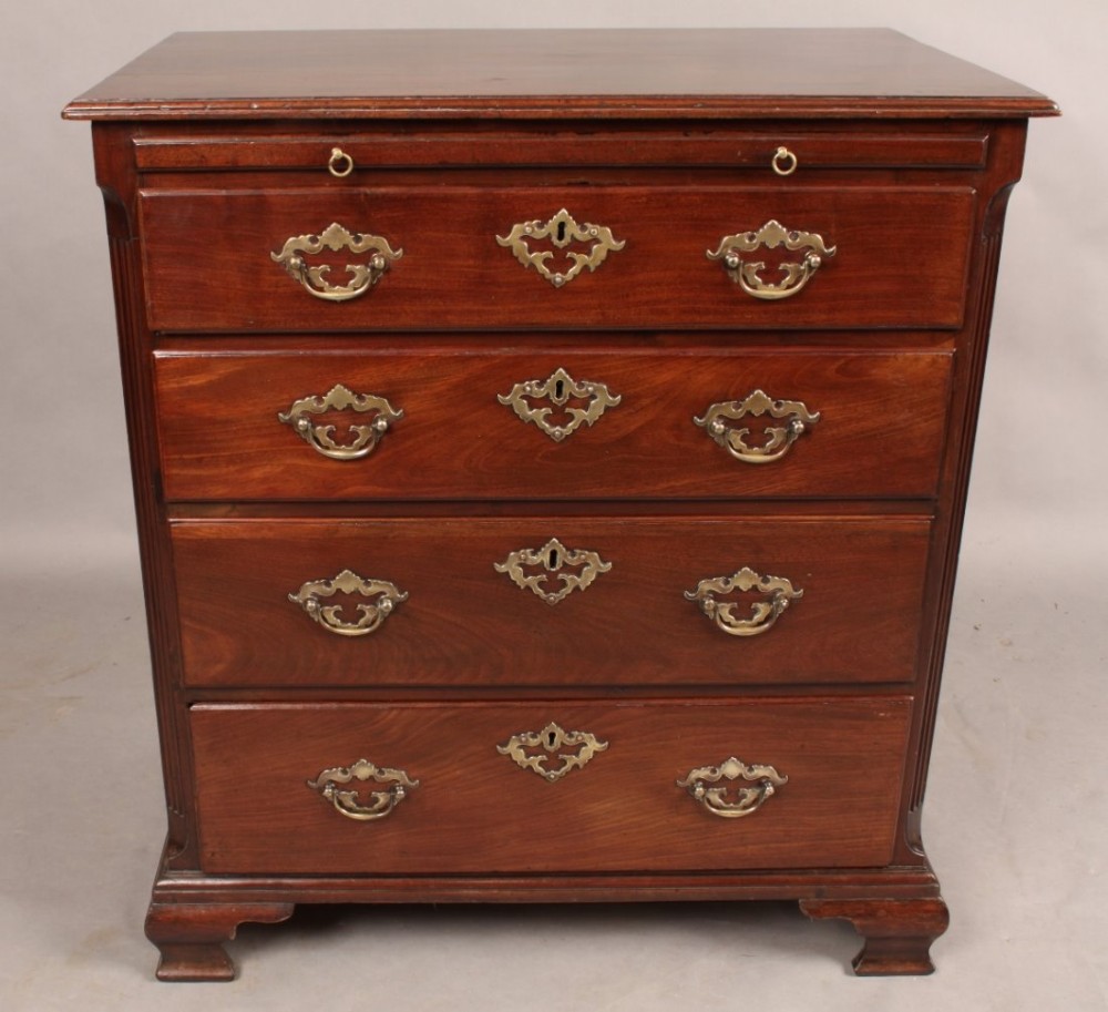 Fine George II Mahogany Chest of Drawers