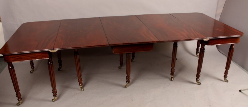 Georgian Mahogany Dining Table to seat 10
