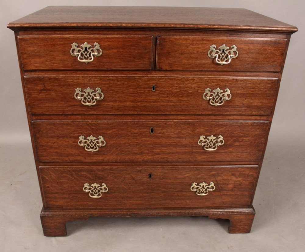 Good 18th century Oak Chest of Drawers