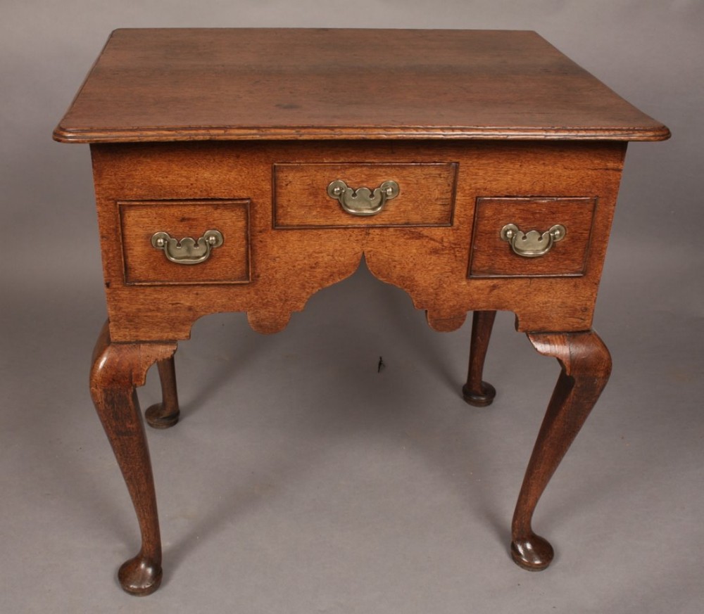 Superb Small 18th century Oak Low Boy great colour and patina