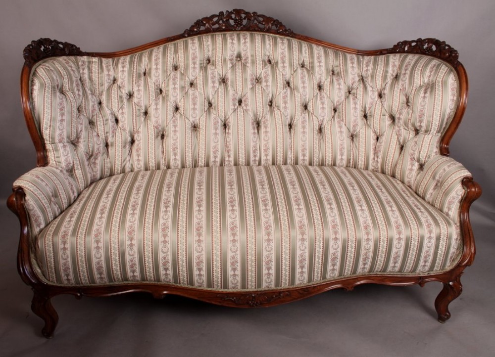 Victorian Sofa Walnut Frame