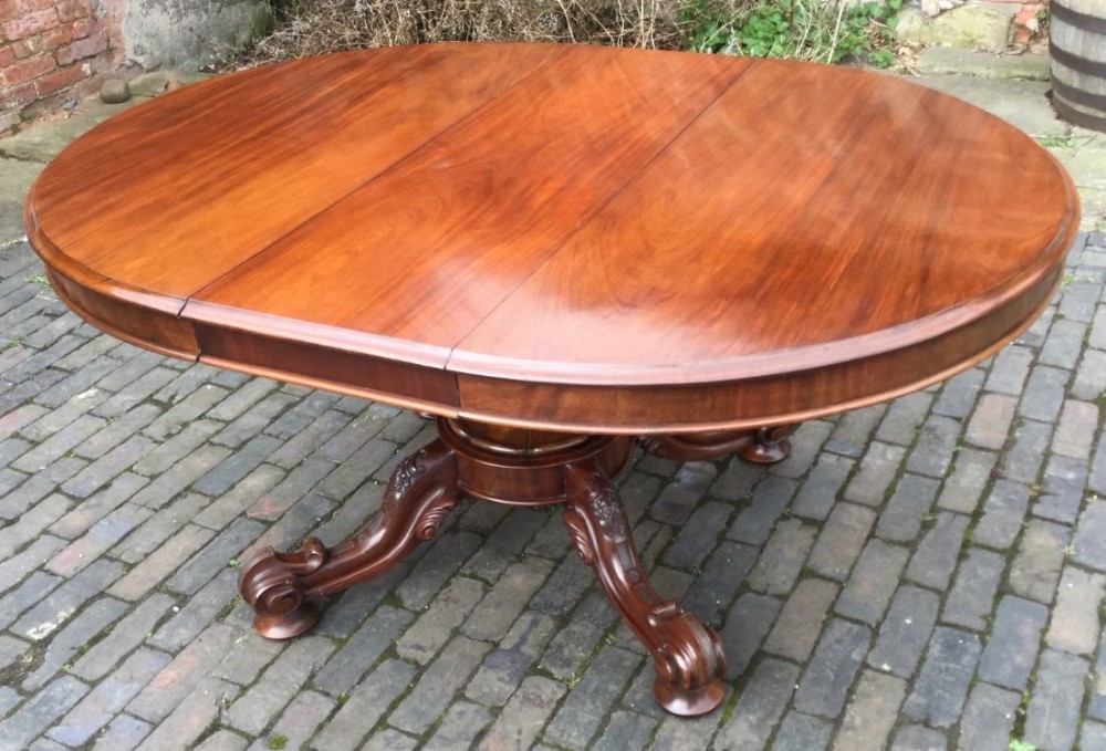 Good Victorian Centre Pedestal Extending Dining Table 