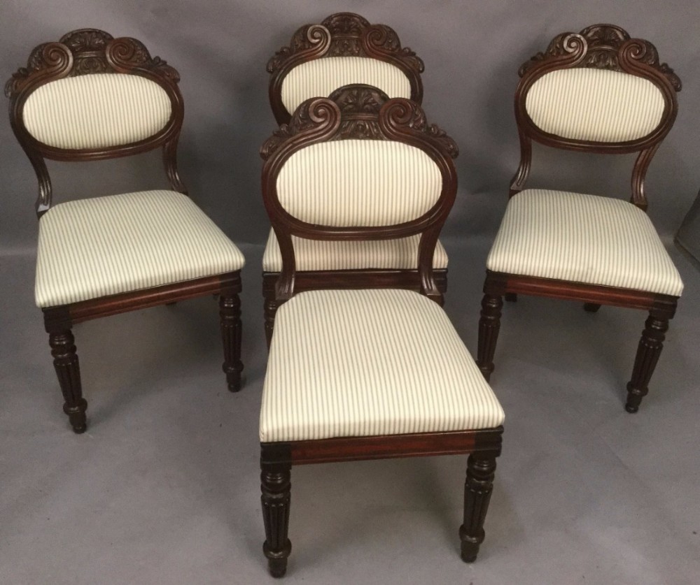 Fine Set of 4 Dining Chairs 