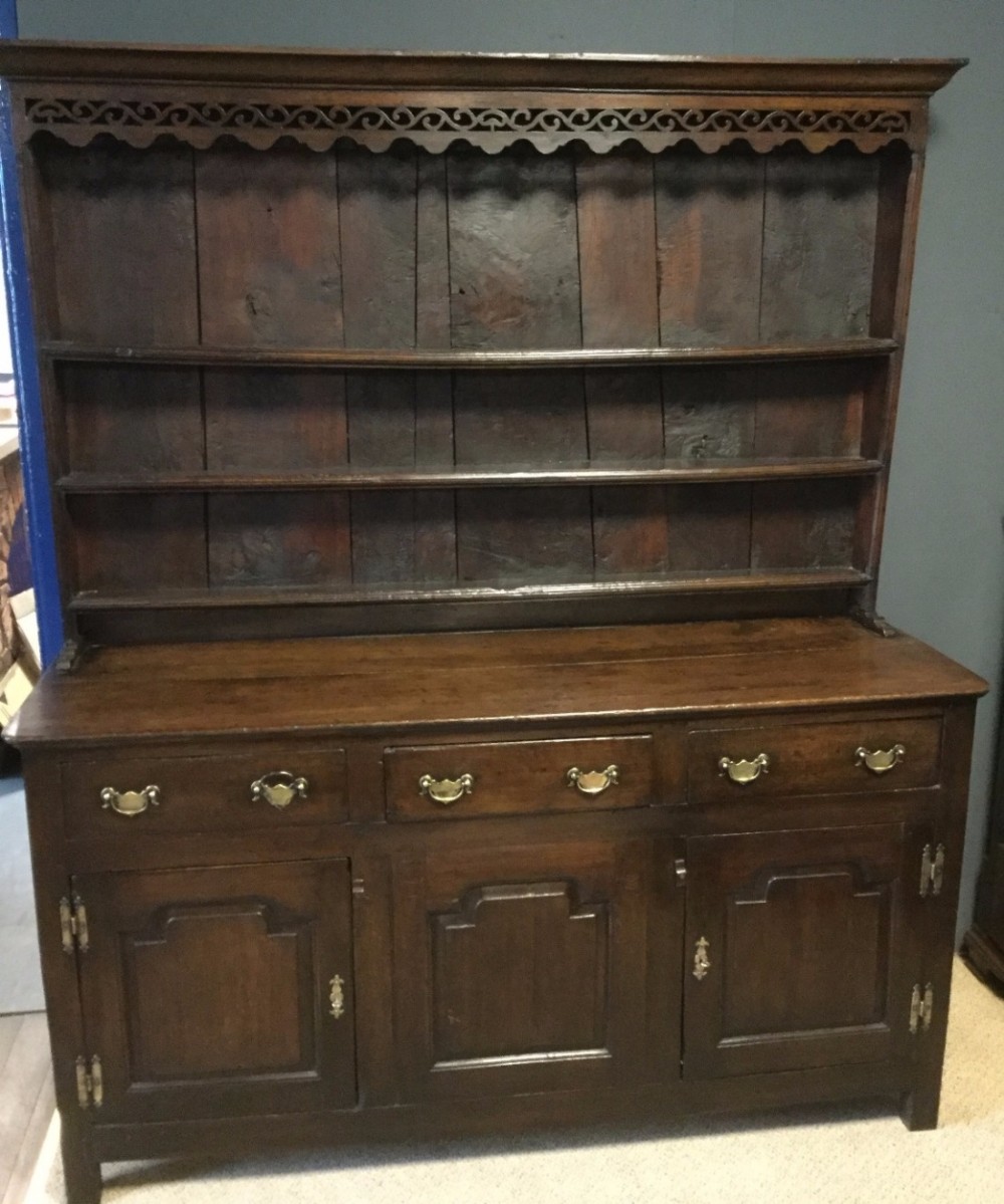 Good George II Oak Dresser