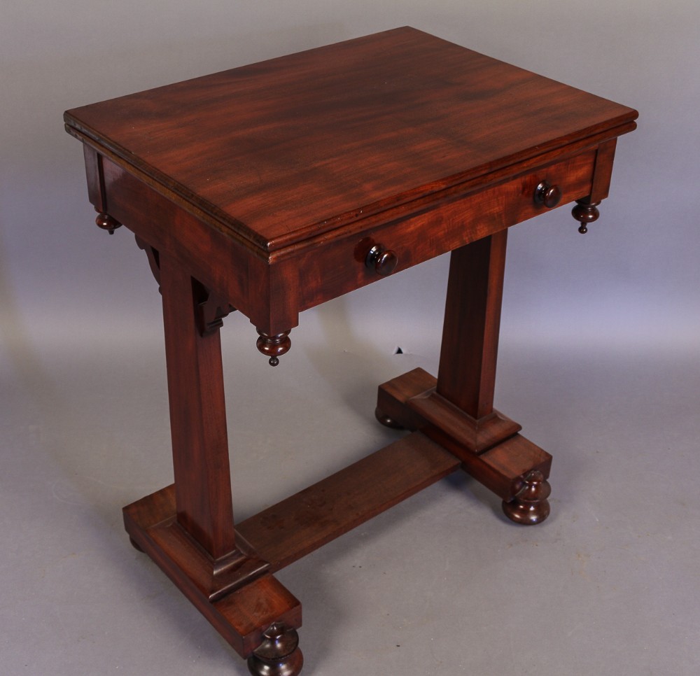 Victorian Tea Table Mahogany