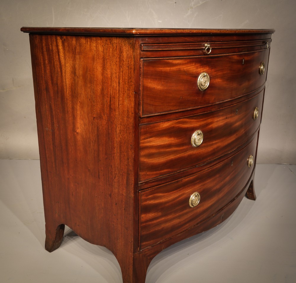 Georgian Bow Front Chest of Drawers