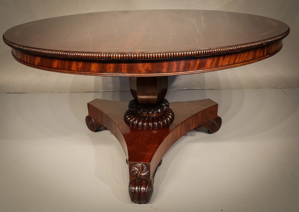 Georgian Mahogany Round Dining Table
