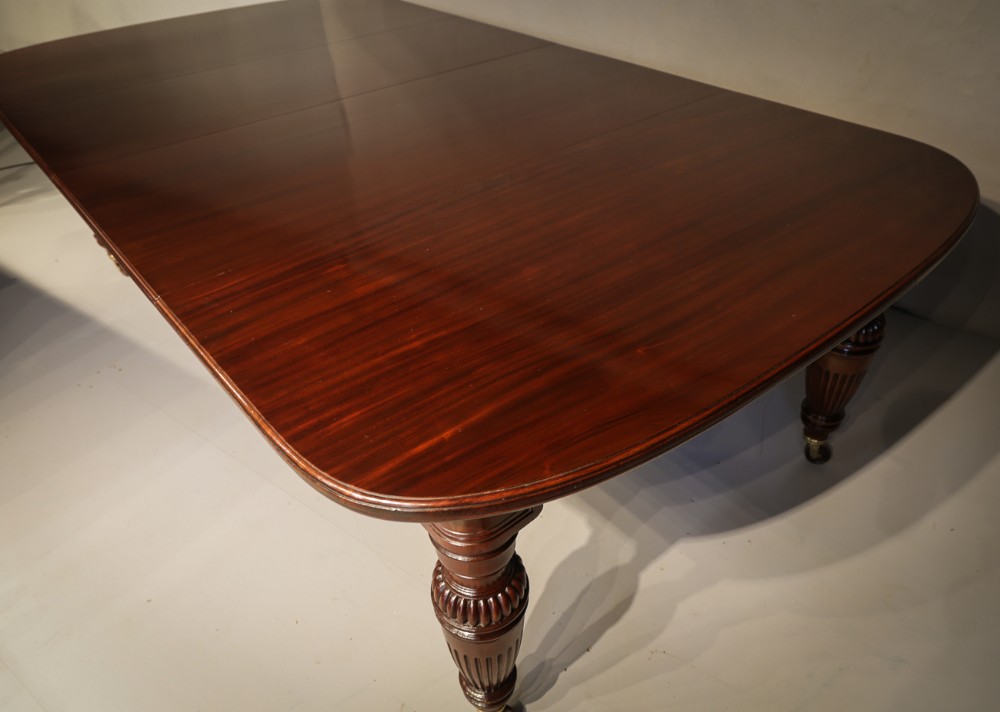 Good Quality Victorian Wind Out Extending Dining Table