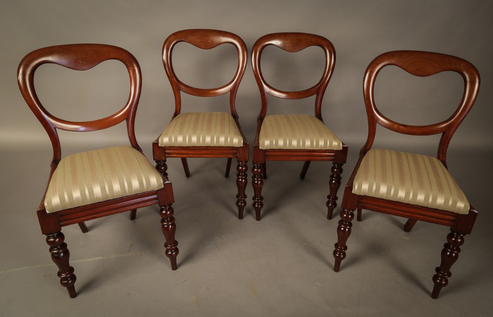 Set of 4 Victorian Mahogany Balloon Back Dining Chairs