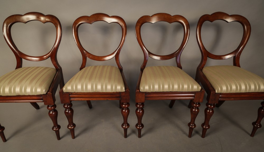 Set of 4 Victorian Mahogany Dining Chairs