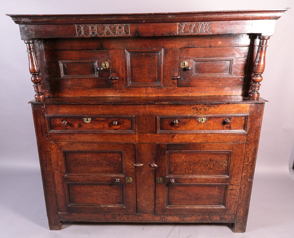 Good North Country Court Cupboard 1711 IH-AH