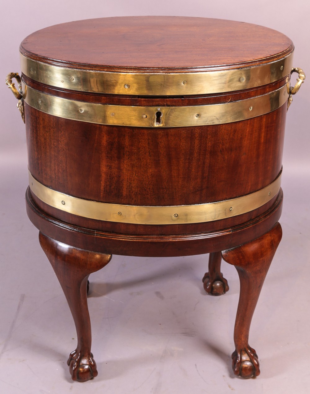 A Georgian Mahogany Cellerette