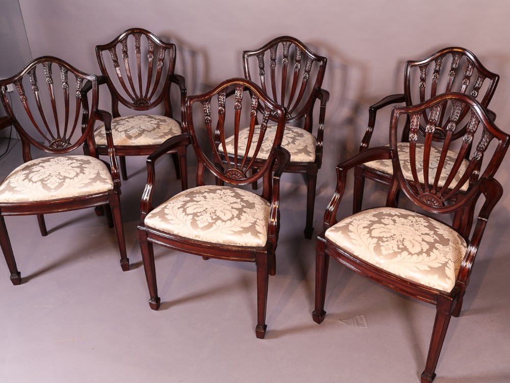 Set of 6 Mahogany Dining Chairs with Arms Waring and Gillow