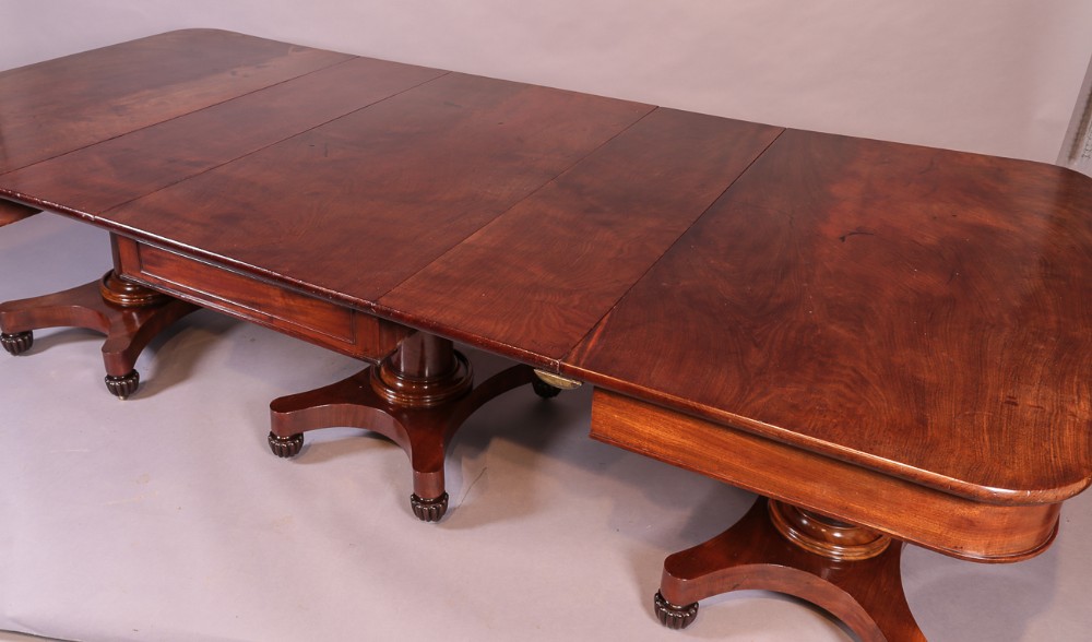 Antique Late Georgian 3 Pillar Dining Table 