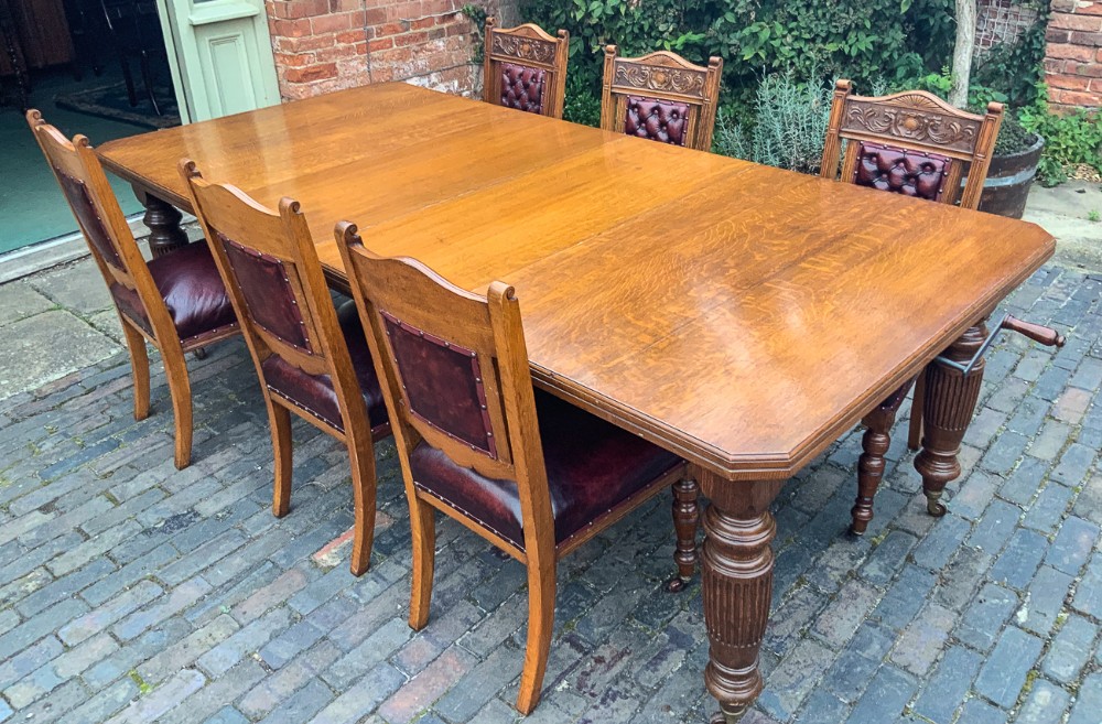 Victorian Oak Extending Dining Table and 6 Matching Dining Chairs