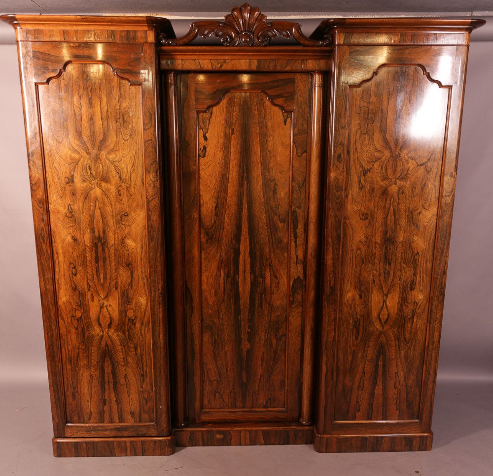 William IV 3 door wardrobe in Rosewood 