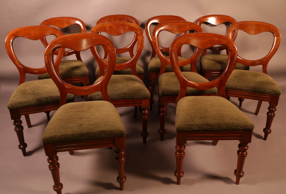 A Set of 10 Victorian Mahogany Balloon Back dining Chairs