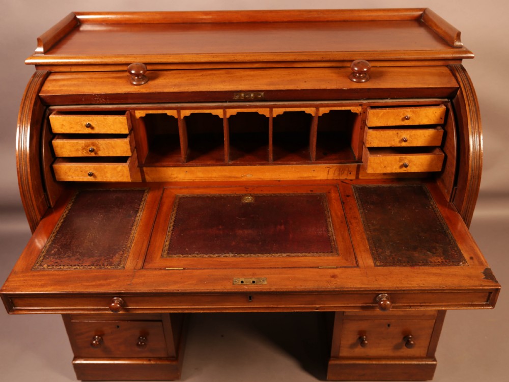 A Victorian Cylinder desk in Mahogany View V