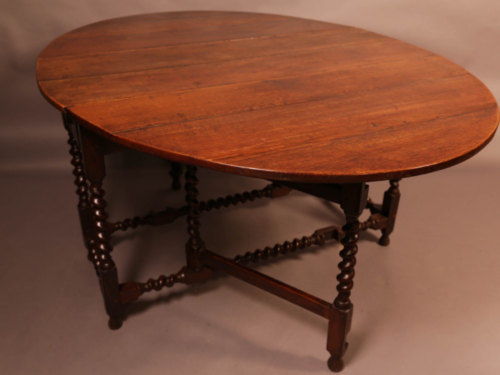 17th century Oak Gate Leg Dining Table seats 6 View II