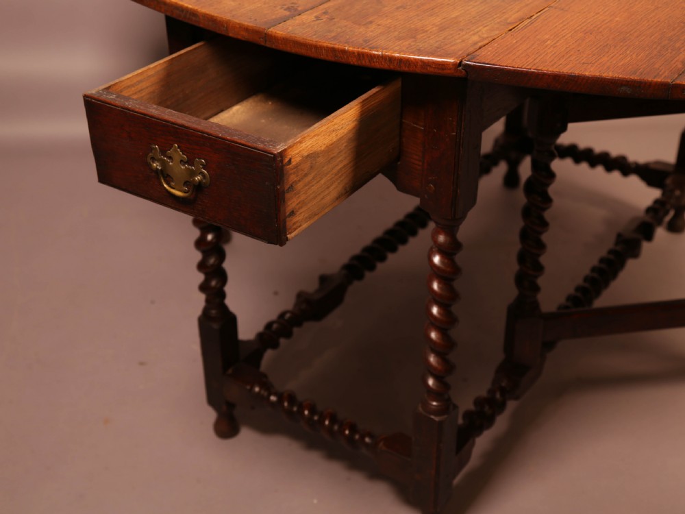 17th century Oak Gate Leg Dining Table seats 6 View V