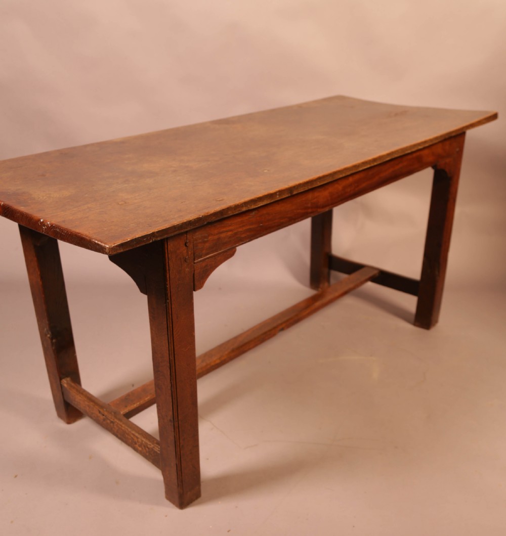 A Good 18th Century Farmhouse Table in Oak  View II
