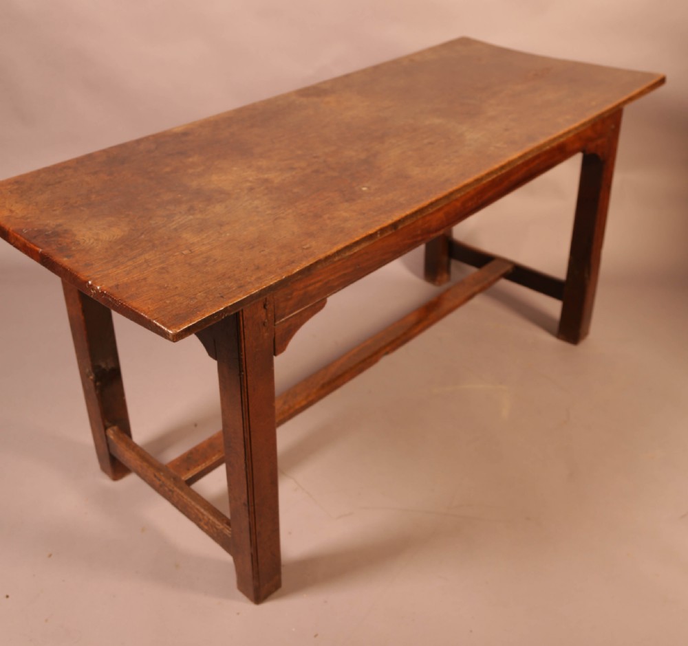 A Good 18th Century Farmhouse Table in Oak  View III