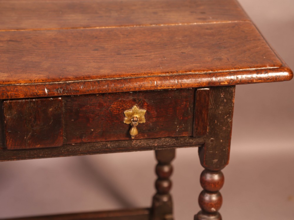 17th century Side Table in Oak fantastic Colour View V