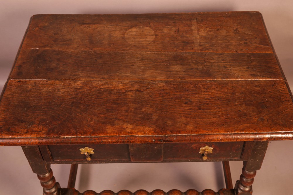 17th century Side Table in Oak fantastic Colour View VII