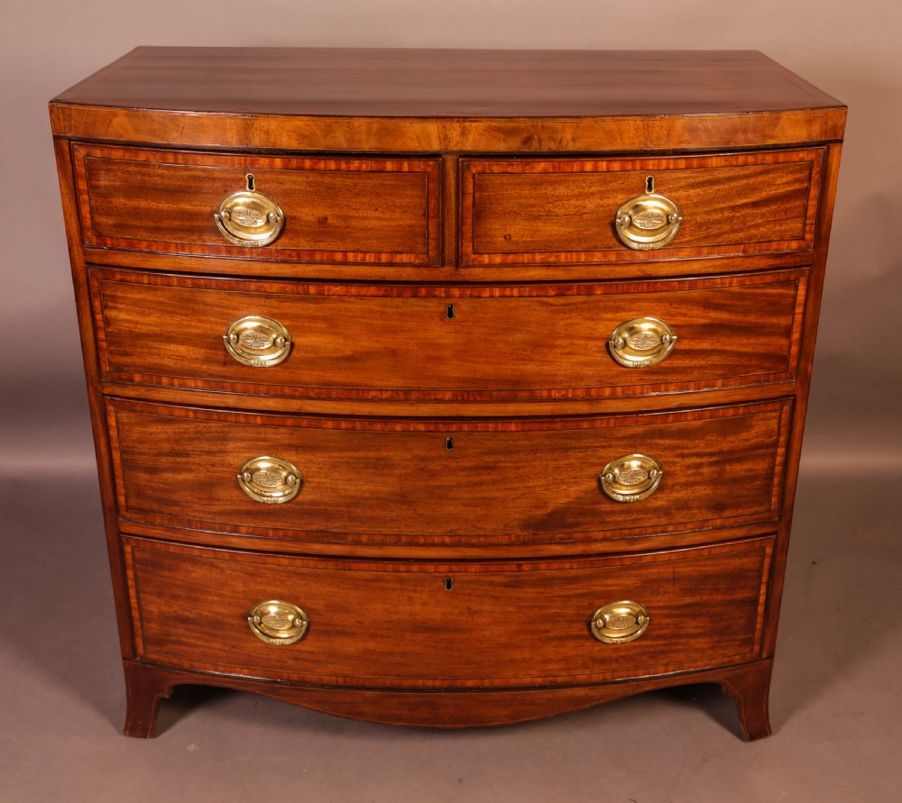 A Fine Georgian Bow Front Chest of Drawers Mahogany Satinwood