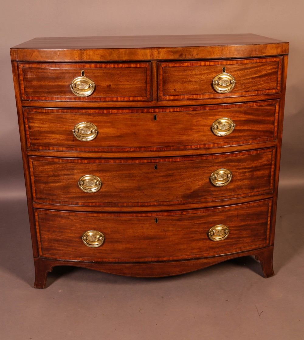 A Fine Georgian Bow Front Chest of Drawers Mahogany Satinwood View IV